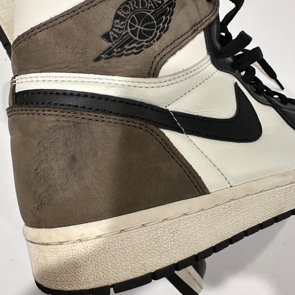 Nike Jordan 1 Retro High Dark Mocha - Size 10.5 - Picture 6 of 11